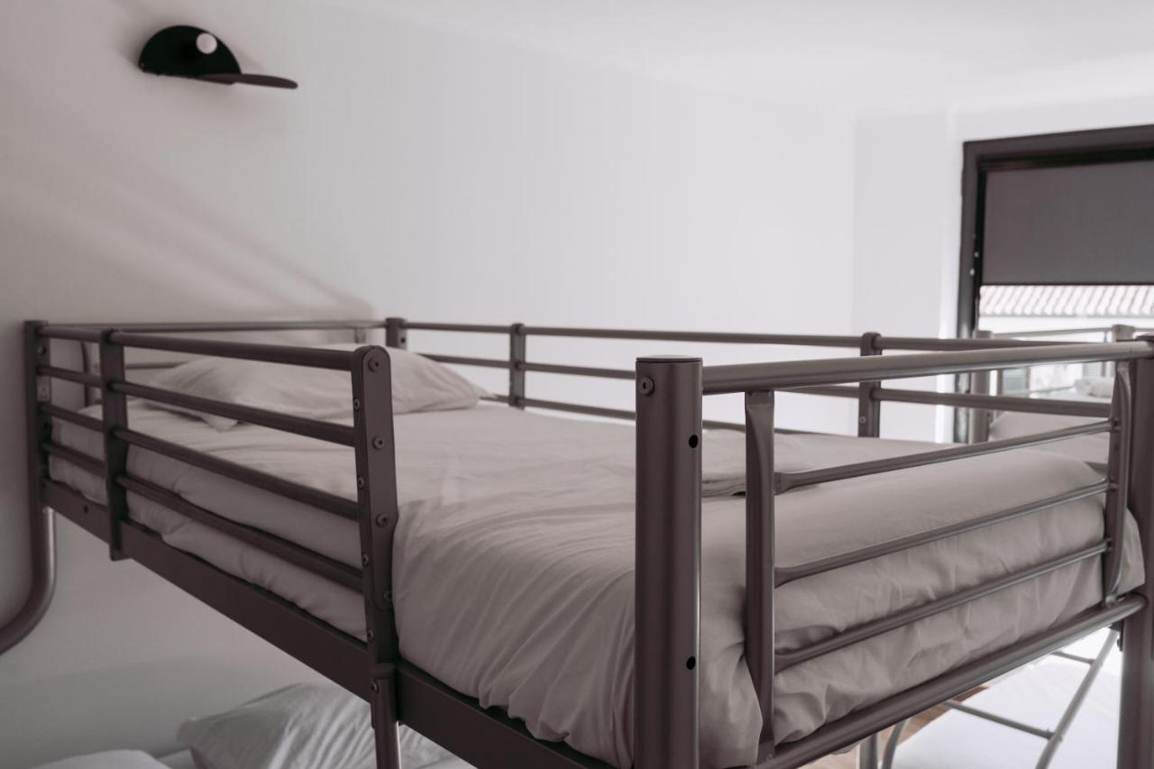 Хостел Middle Point Sardoal Экстерьер фото