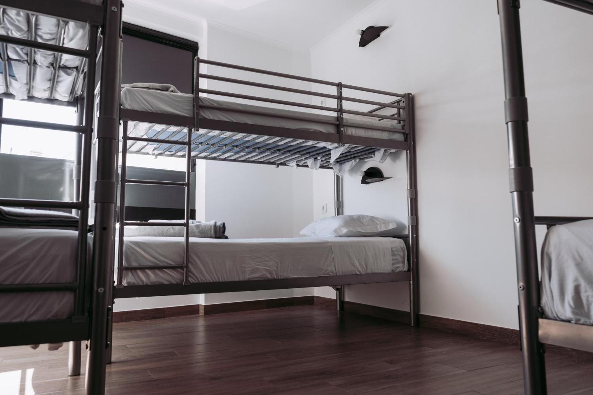Хостел Middle Point Sardoal Экстерьер фото